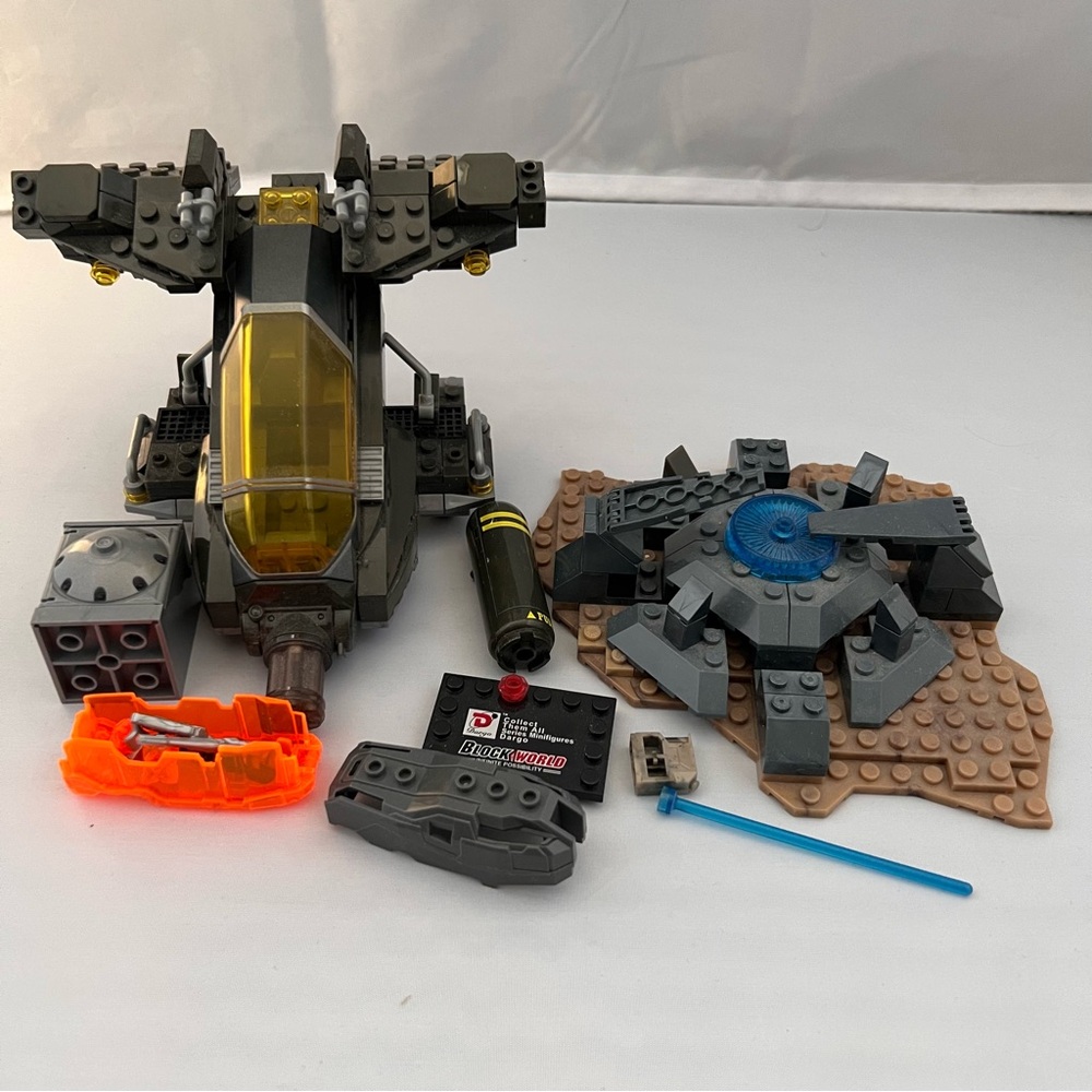 Megabloks Halo building blocks lot